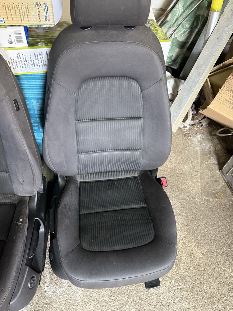 Fotele audi a4 b8