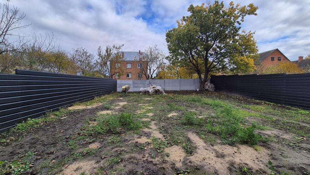 )( Продаж новобудови на 5 сотках землі