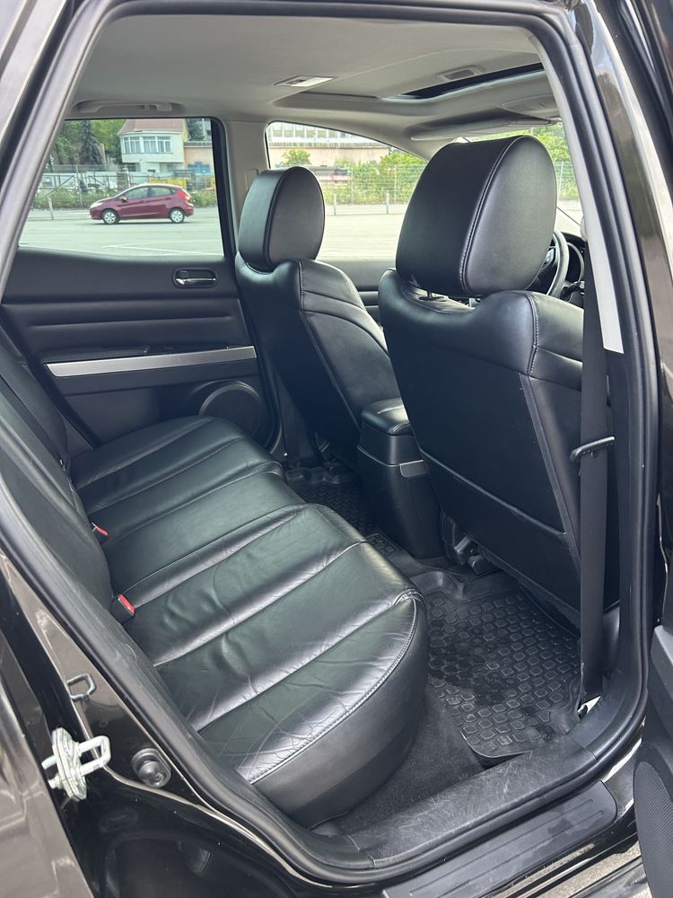 Продам Mazda cx7