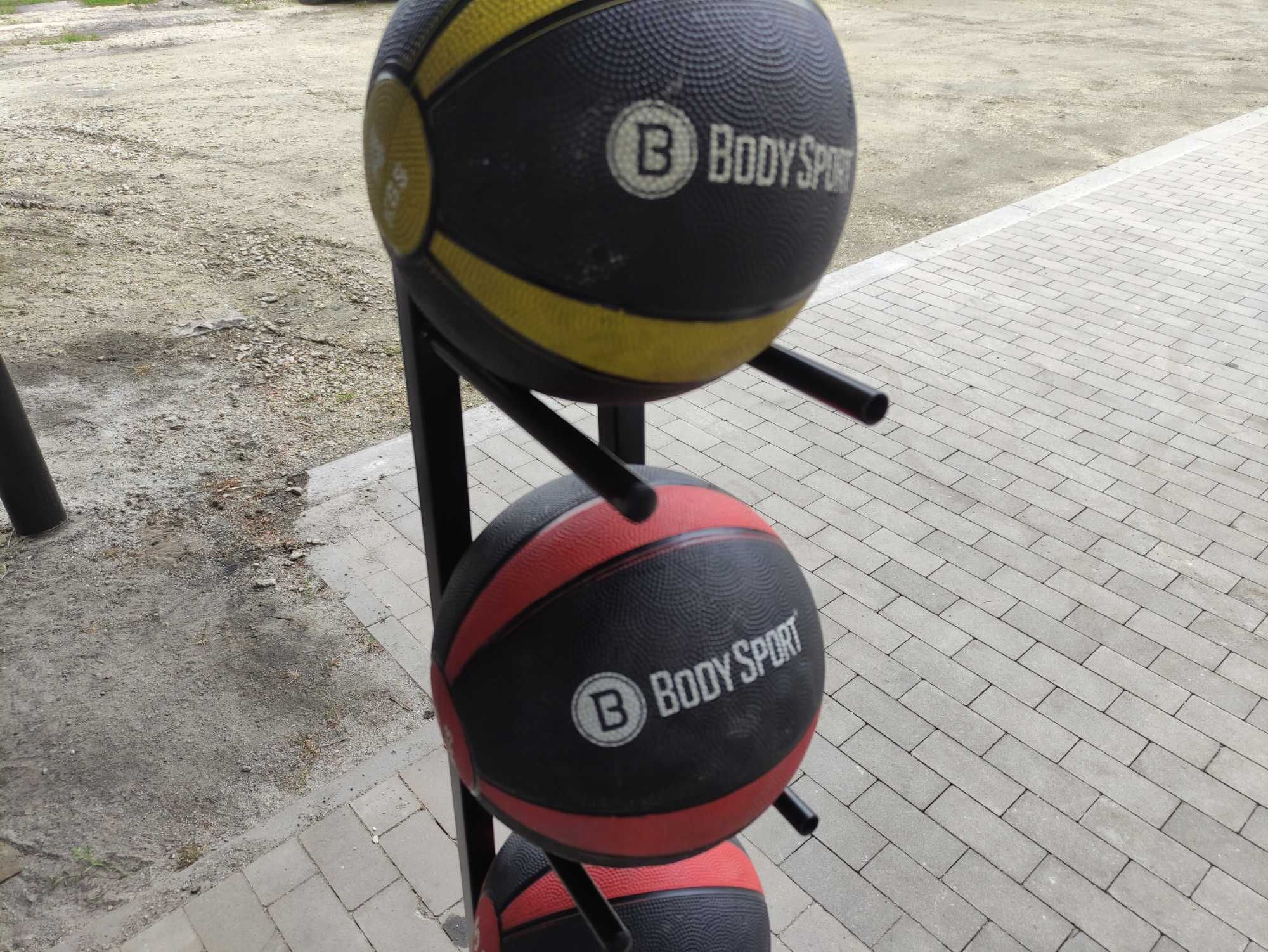 Stojak na piłki piłka lekarskie lekarska zestaw 5kg 4kg 6kg