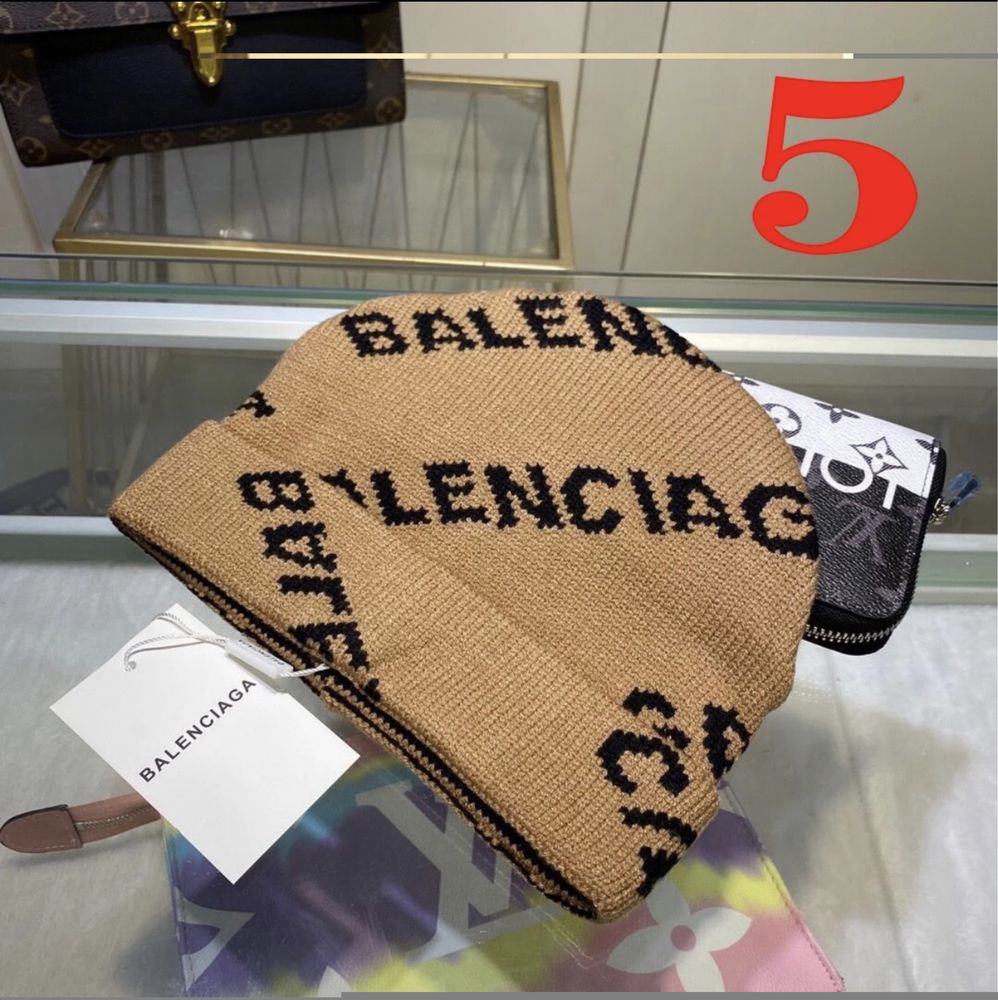 Gorro Balenciaga Varias cores