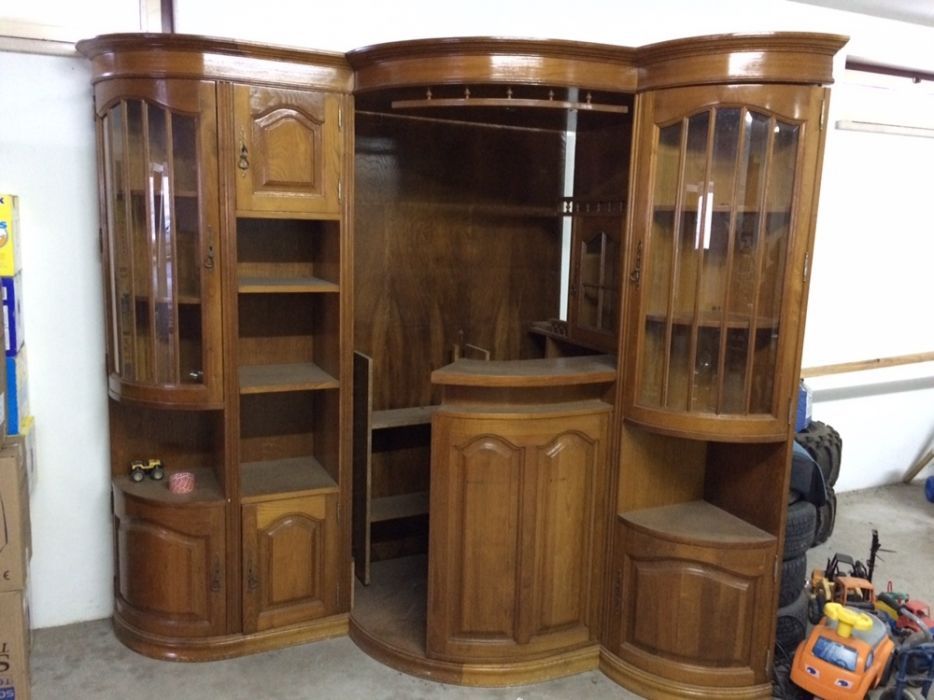 Bar em madeira usado