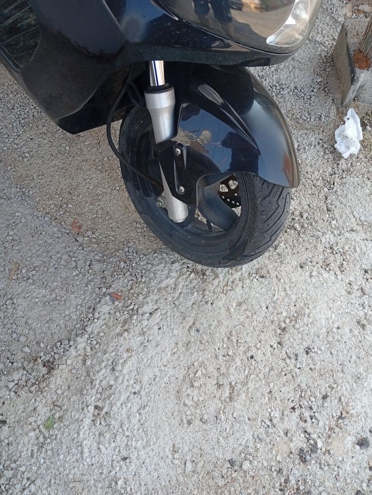 Daelim S2 FI (Fuel injection)