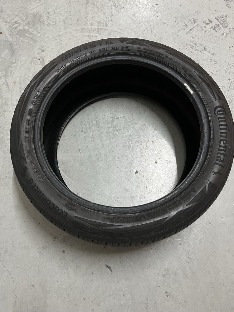 Pneus usados bom estado 225/45/18 xl continental