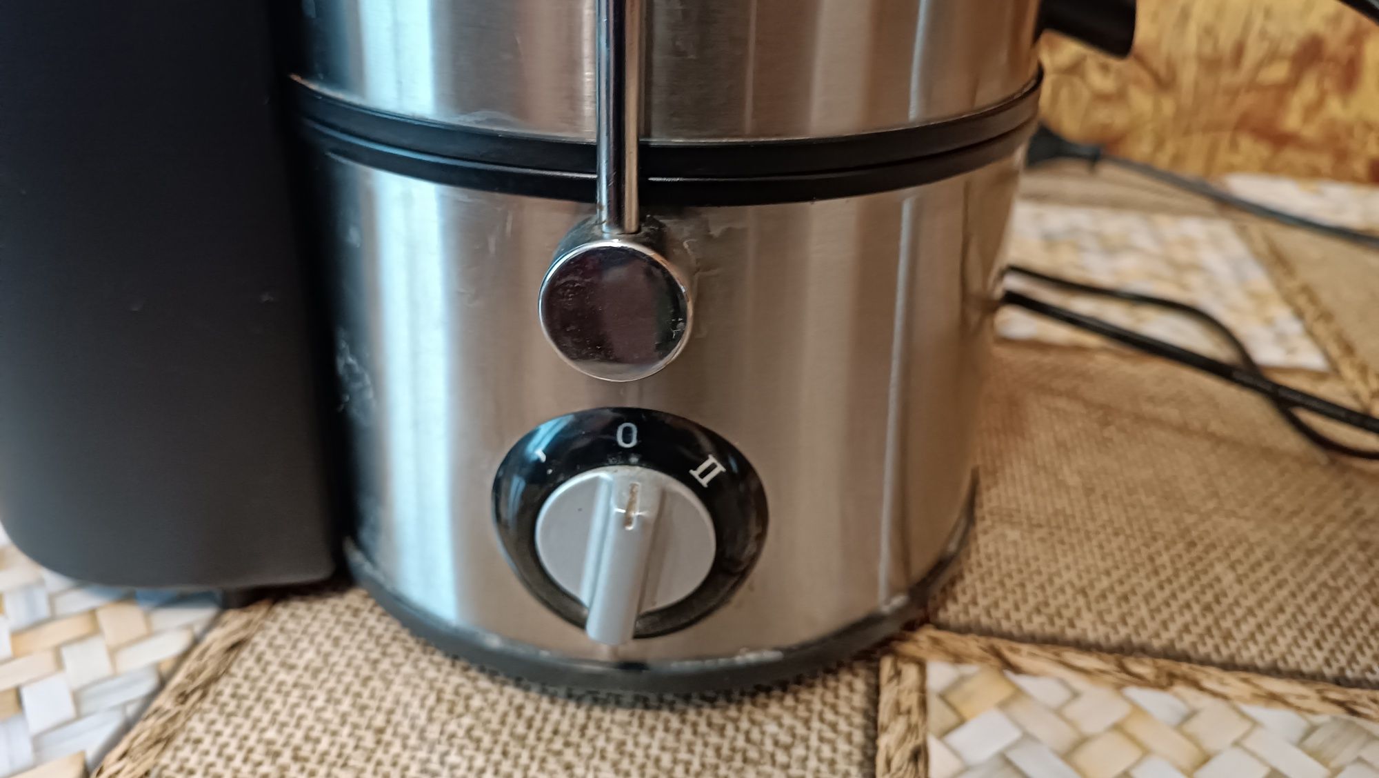 Продам соко вижималку