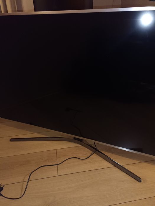 Tv 55 cali Samsung. Uszkodzony.