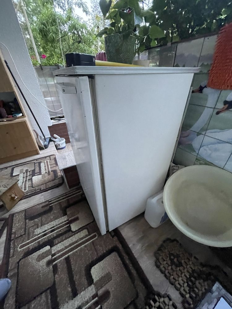 Sprzedam lodówkę