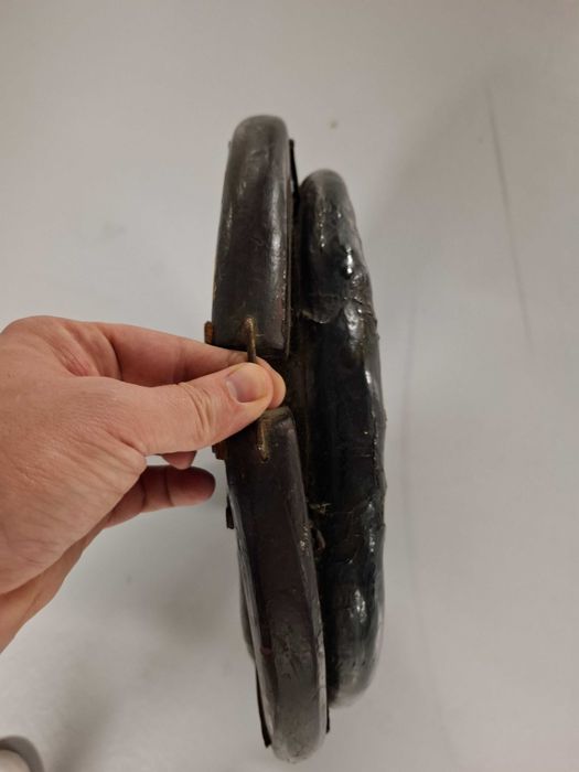 Ozdobne lustro z chomąta