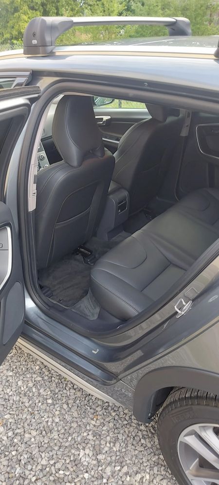 Volvo V60 Volvo V60 Cross Country 2.0 T5 245 KM 4x4 Automat Navi Skóra Faktura