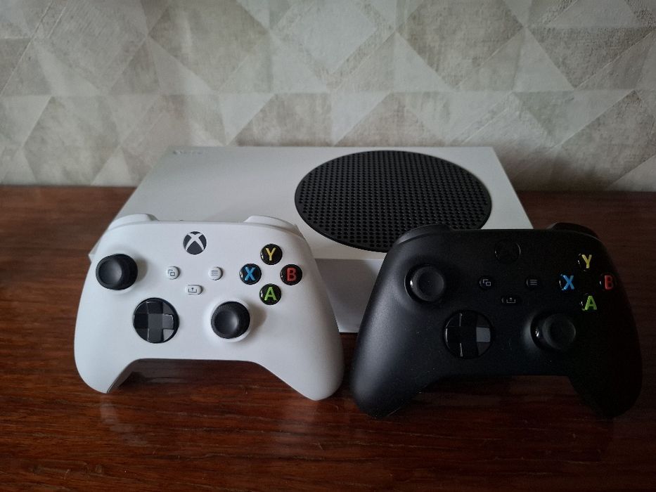 Продам xbox серії S