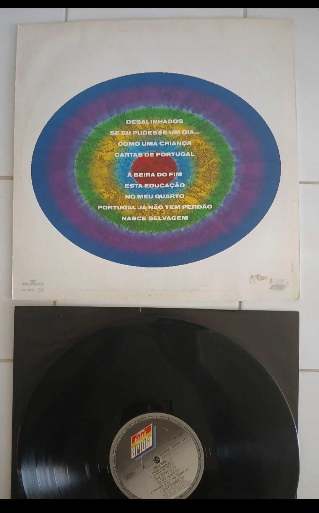 Delfins - Desalinhados
 - U Outro Lado Existe
(Vinil)