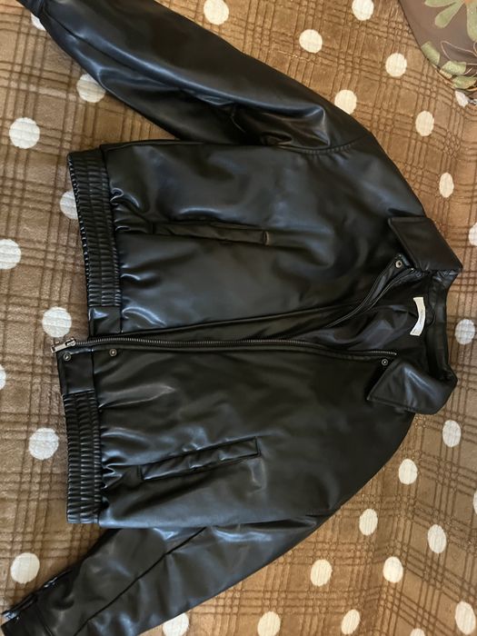 Женская демисезоная куртка из экошкуры