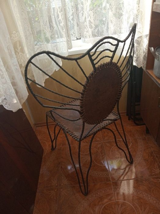 Продам дизайнерский стул