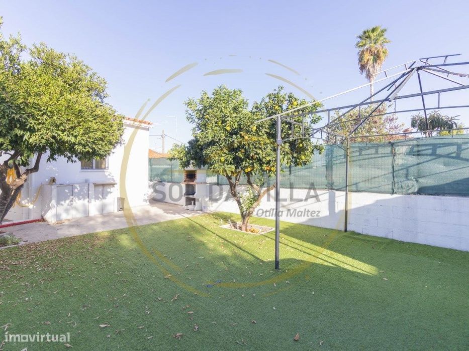 Moradia T3 com quintal - Sabugueiro - Arraiolos - 182000€