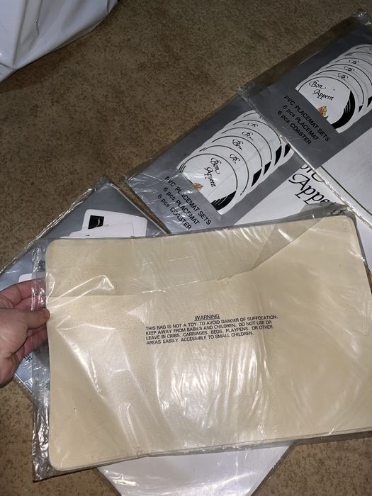 Сеты под тарелки и чашки