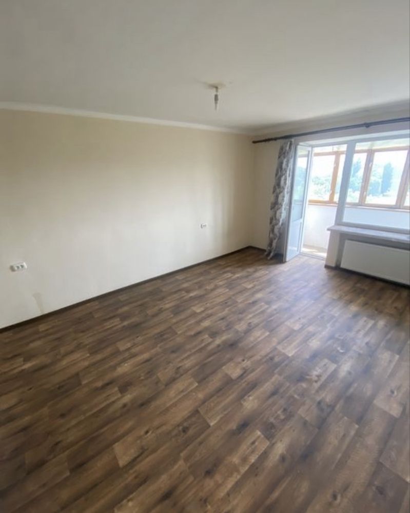 Продам 1 кімнатну квартиру Ковалівка