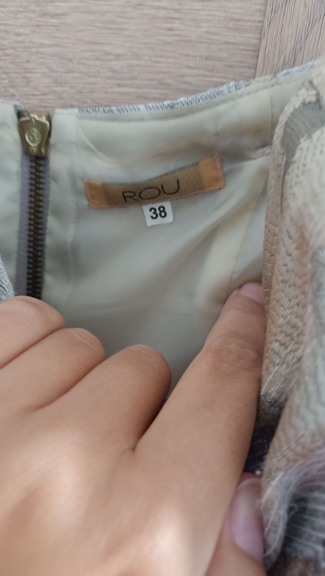 Sukienka gorsetowa koktajlowa 38 Rou stan idealny