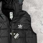 Жилетка мужская Adidas демисезонная безрукавка весенняя осенняя Адидас