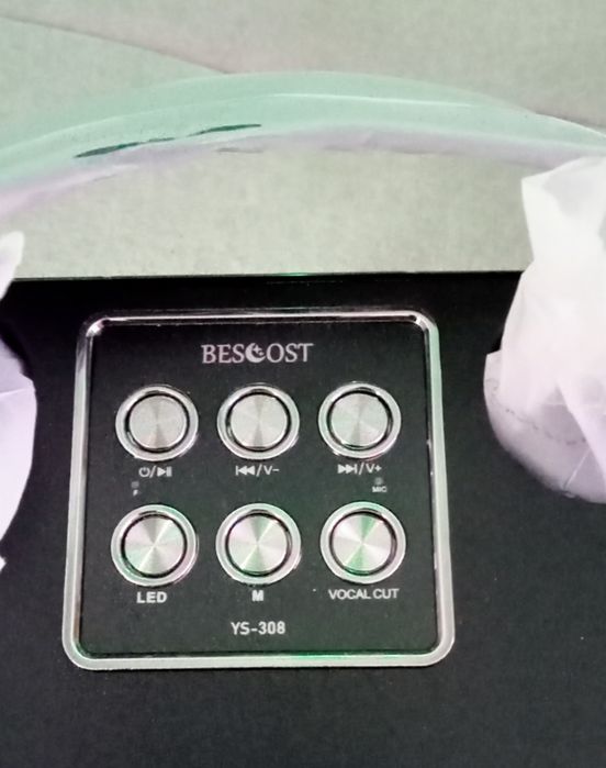 Bezprzewodowy głośnik i mikrofon do karaoke Bescost YS-308-nowy