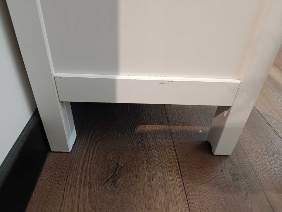 Witryna IKEA HEMNES biała – bardzo dobry stan