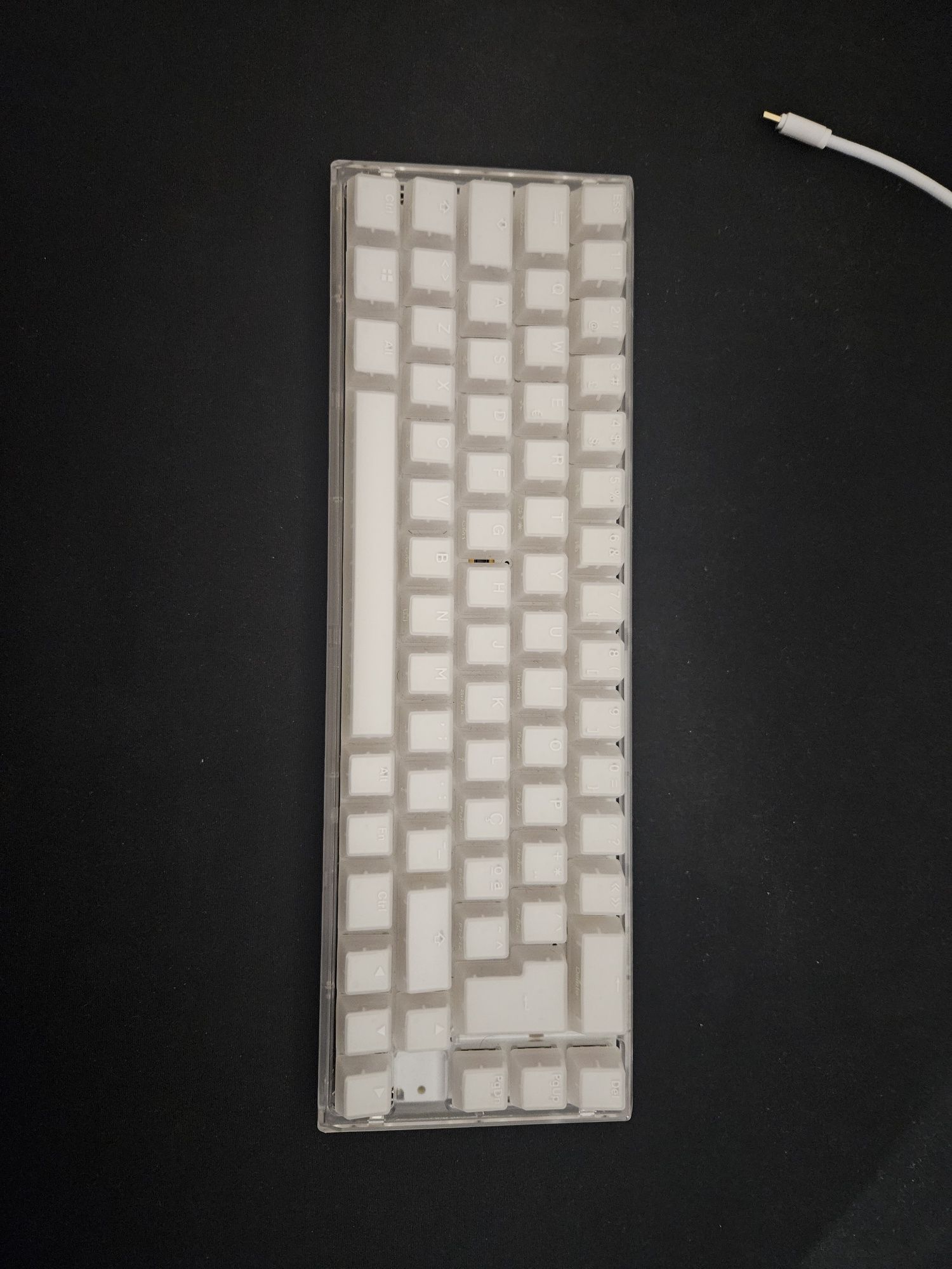 Teclado mecânico gaming Ducky One 3 SF Silent Red switches