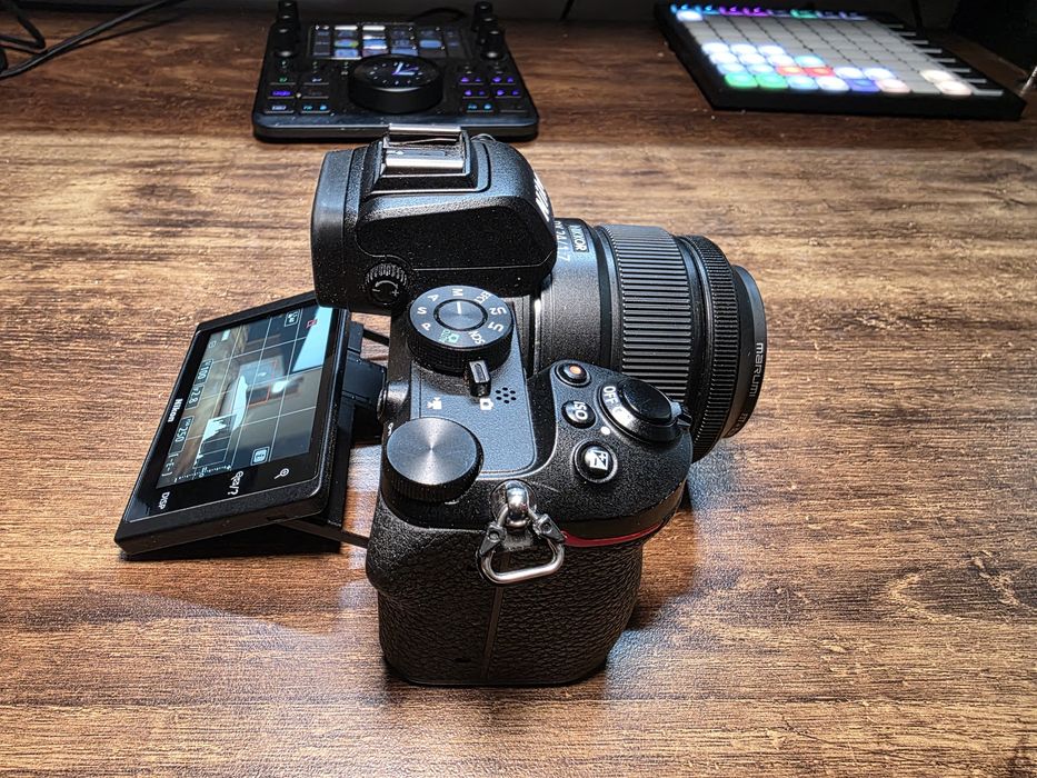 Nikon Z50 + Nikkor Z DX 24mm f/1.7 | Stan bardzo dobry