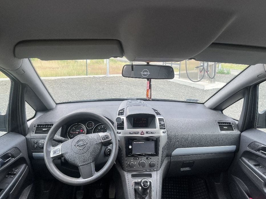 Продам  Opel Zefira