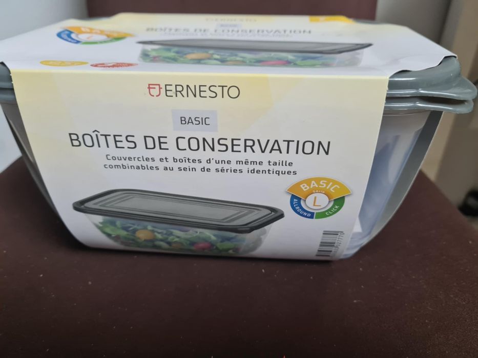 Sprzedam zestaw pojemników na żywność 2.5 l