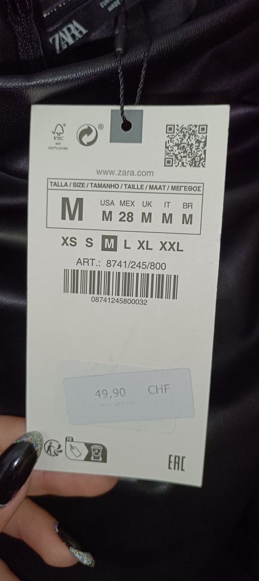 Vestido novo Zara