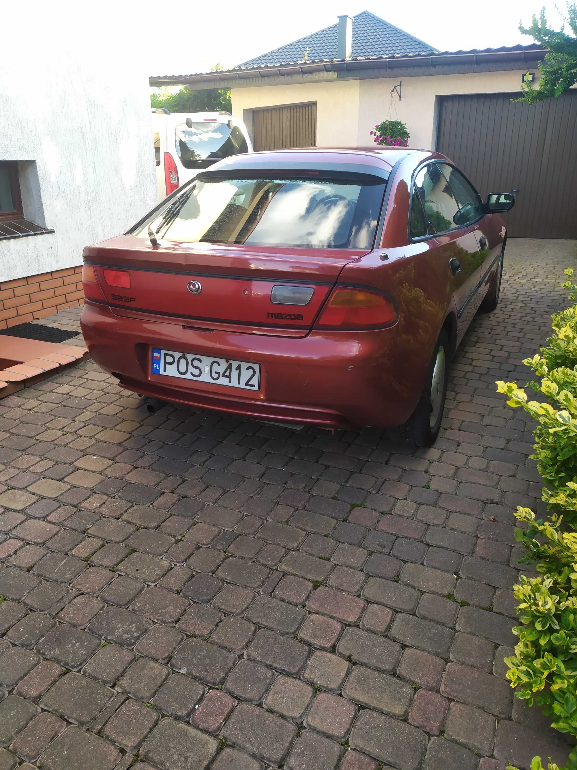 Sprzedam Mazda 323F+LPG