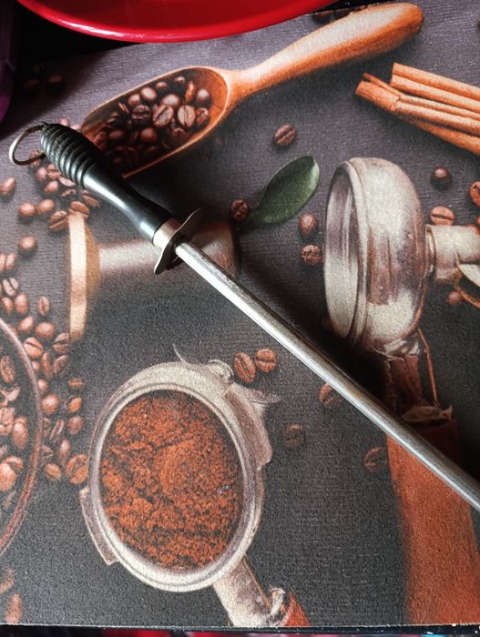 Мусат для правки заточки ножів