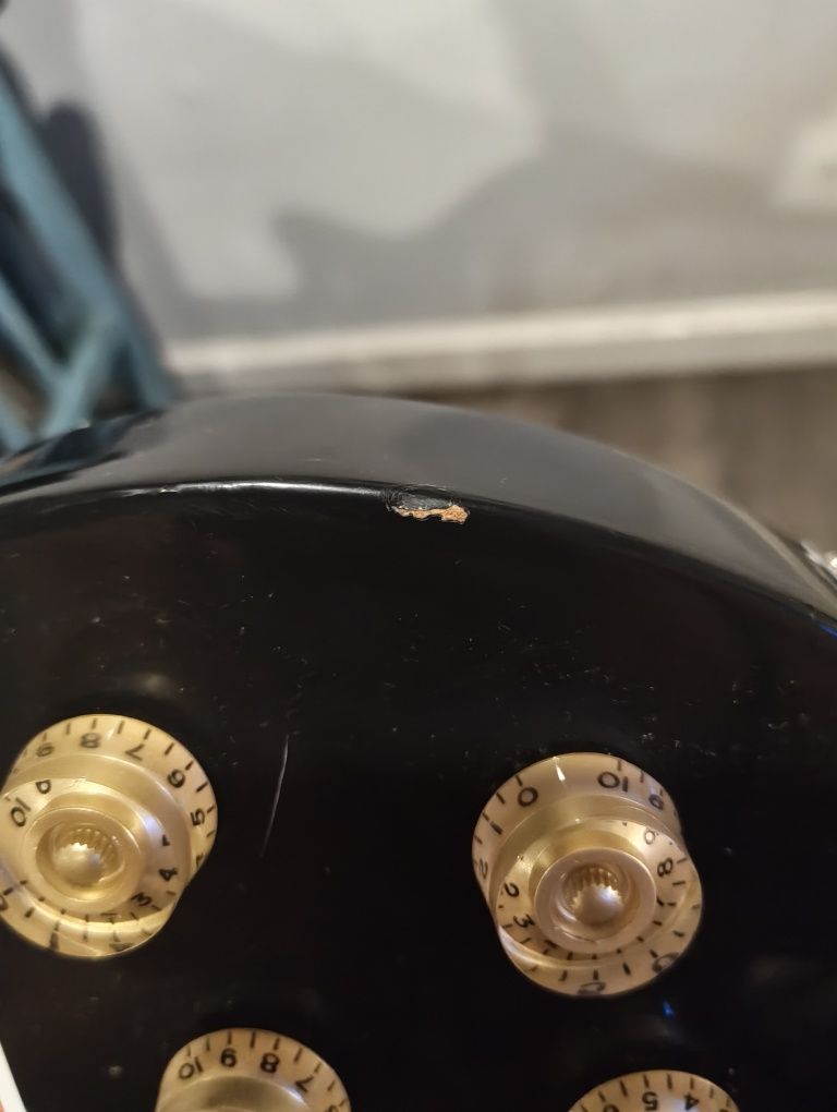 Guitarra modificada