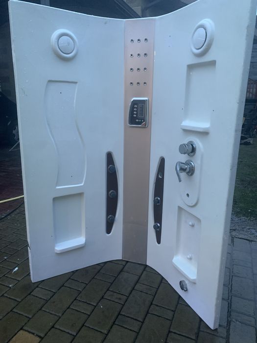 Продам ванну бокс