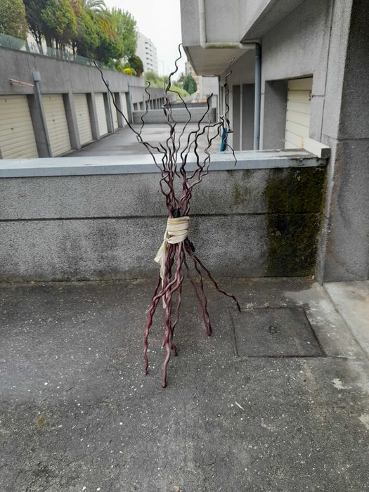 Varas de madeira decorativas