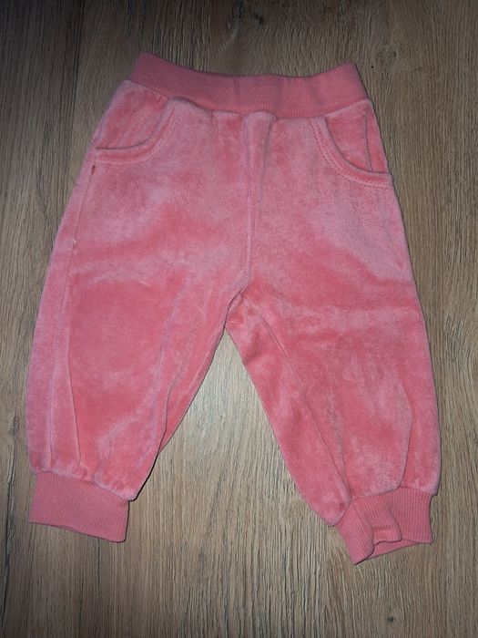 Dres niemowlęcy r. 68