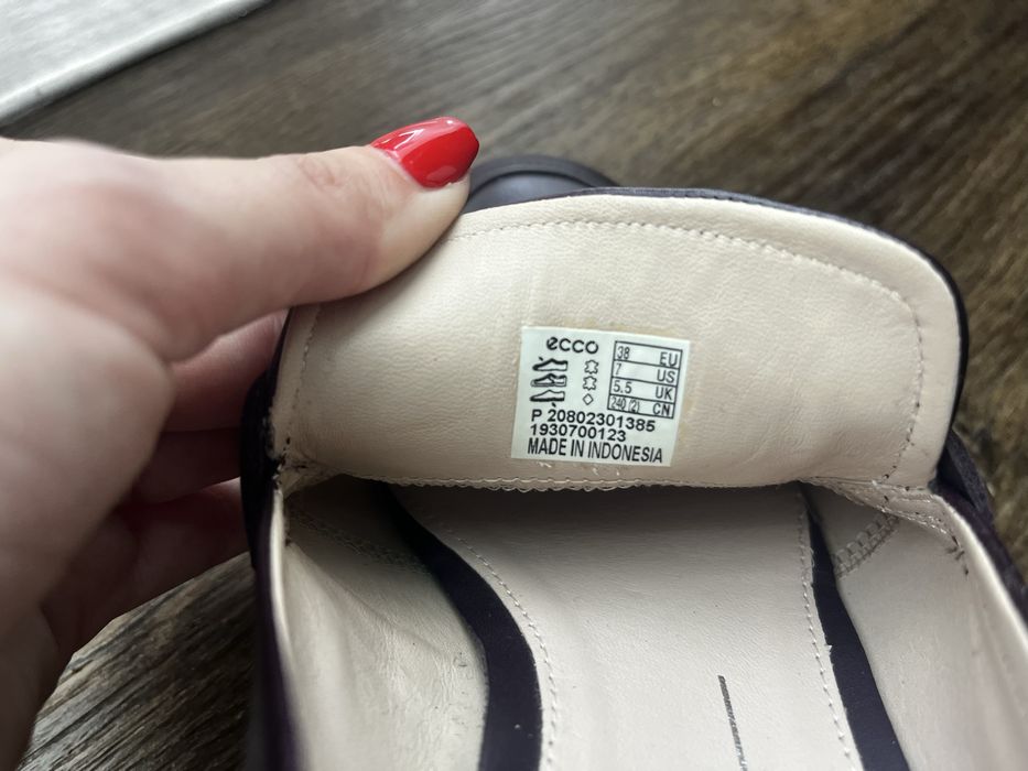 Лофери бренду ecco оригінал 38 розмір