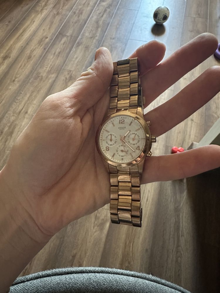 Часы guess оригинал б/у