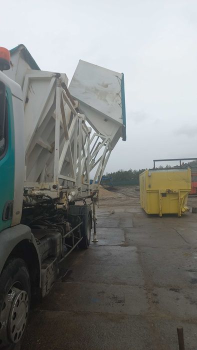 hakowiec kontener samowyładowcza koleba pojemniki