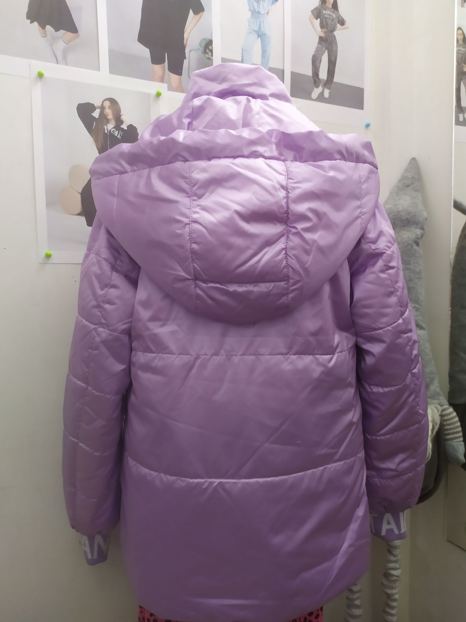 Демісезонна куртка для дівчинки 140-64
