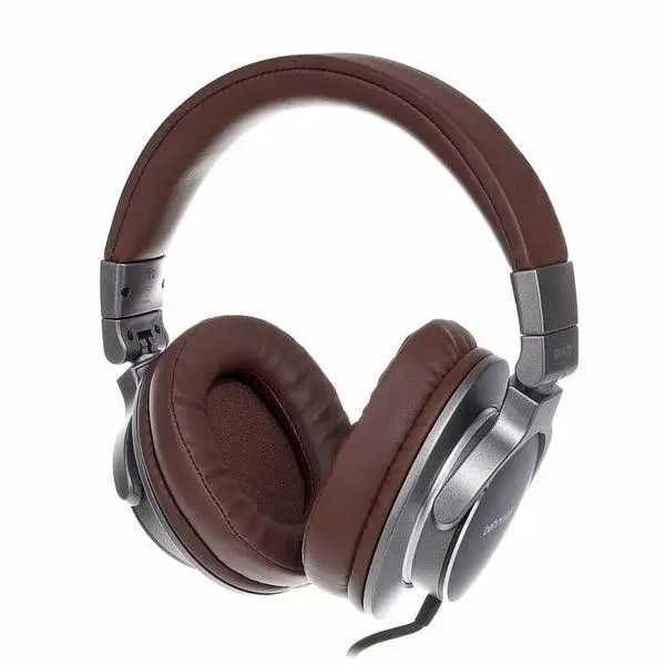 Навушники без мікрофона Behringer BH470 - В наявності