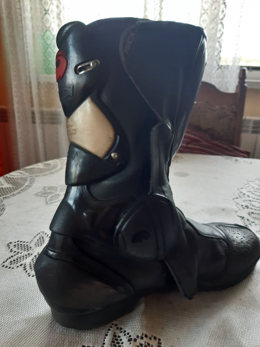 Buty motocyklowe