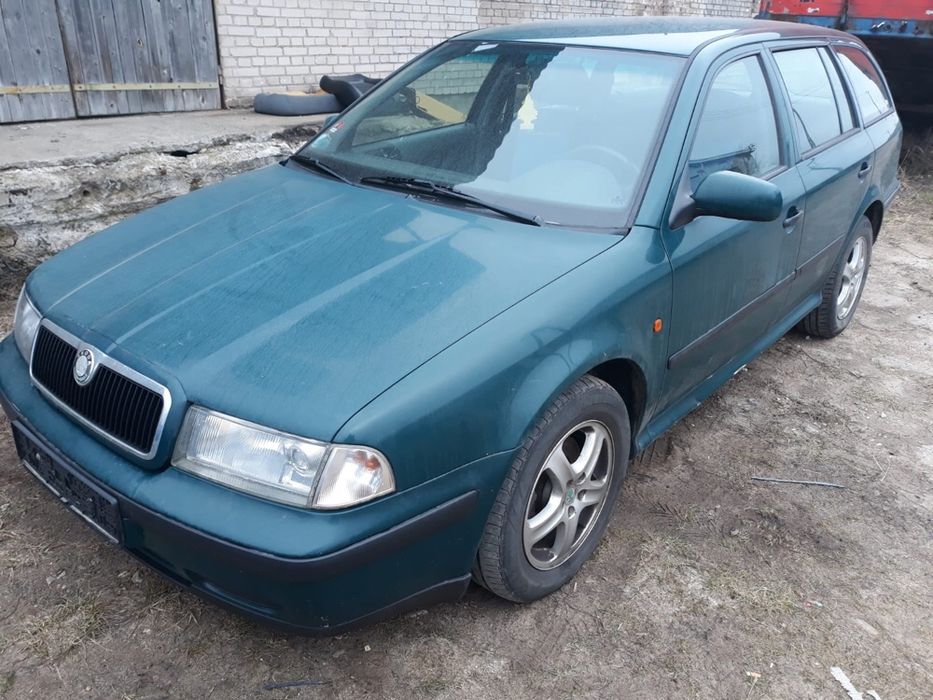 Na części Skoda Octavia I 1.9 TDI 90km 5550 AGR