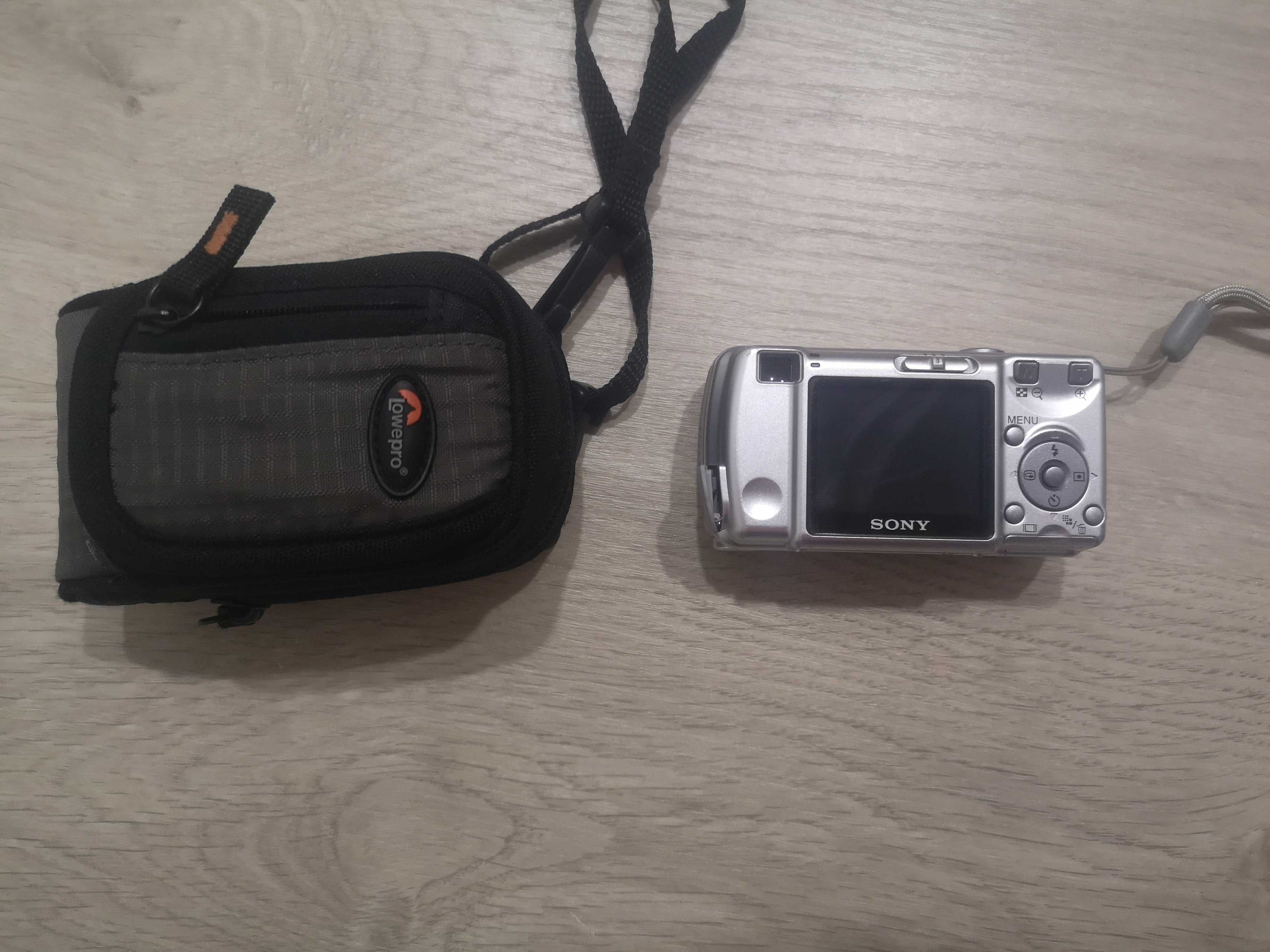 Máquina fotográfica Sony 6 mpix