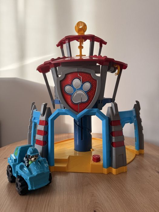 BAZA PSI PATROL  z windą Dino Rescue + figurka Rex i pojazd