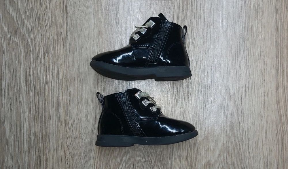 Apawwa Botki lakierowane z diamencikami kozaczki eu 27 cm 16.5