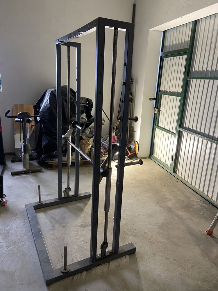 Smith machine technogym