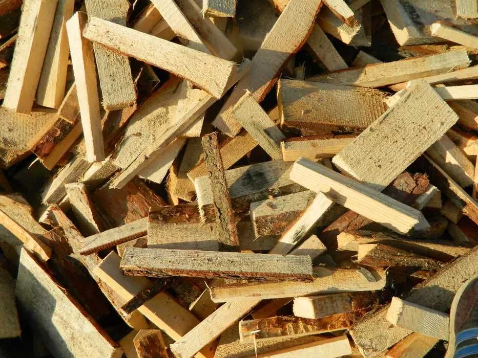 Opał - pocięta zrzyna sosnowa drewno rozpałka węgiel pellet brykiet