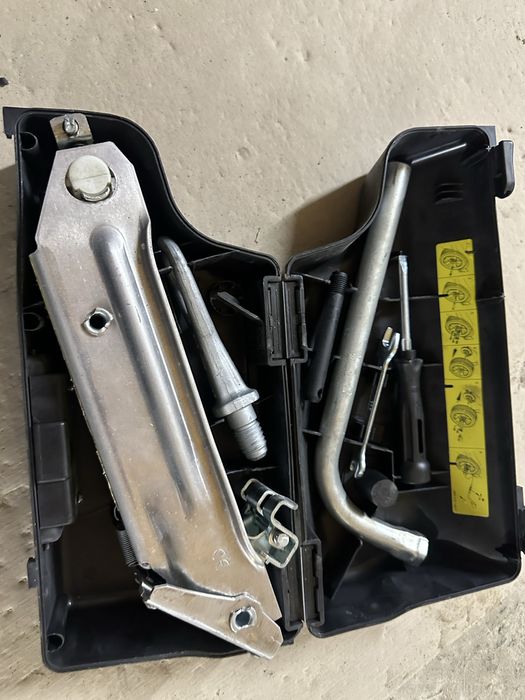 Домкрат audi a6 c5