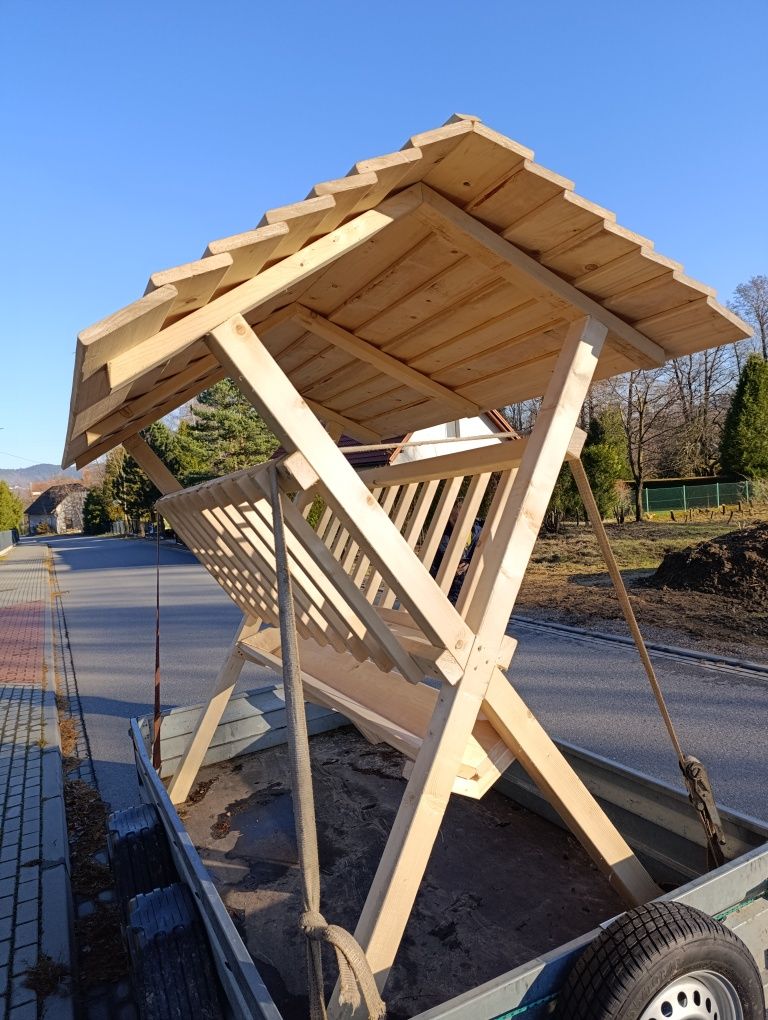 Paśnik leśny, karmnik dla saren, drewniany