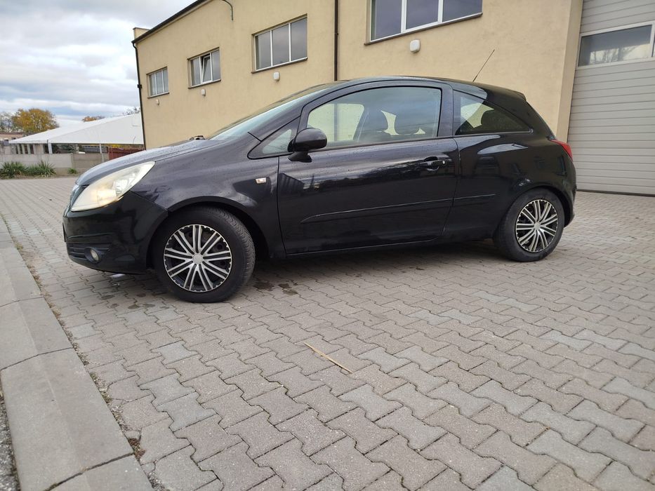 Opel Corsa 1.2 LPG klimatyzacja tempomat elektryka